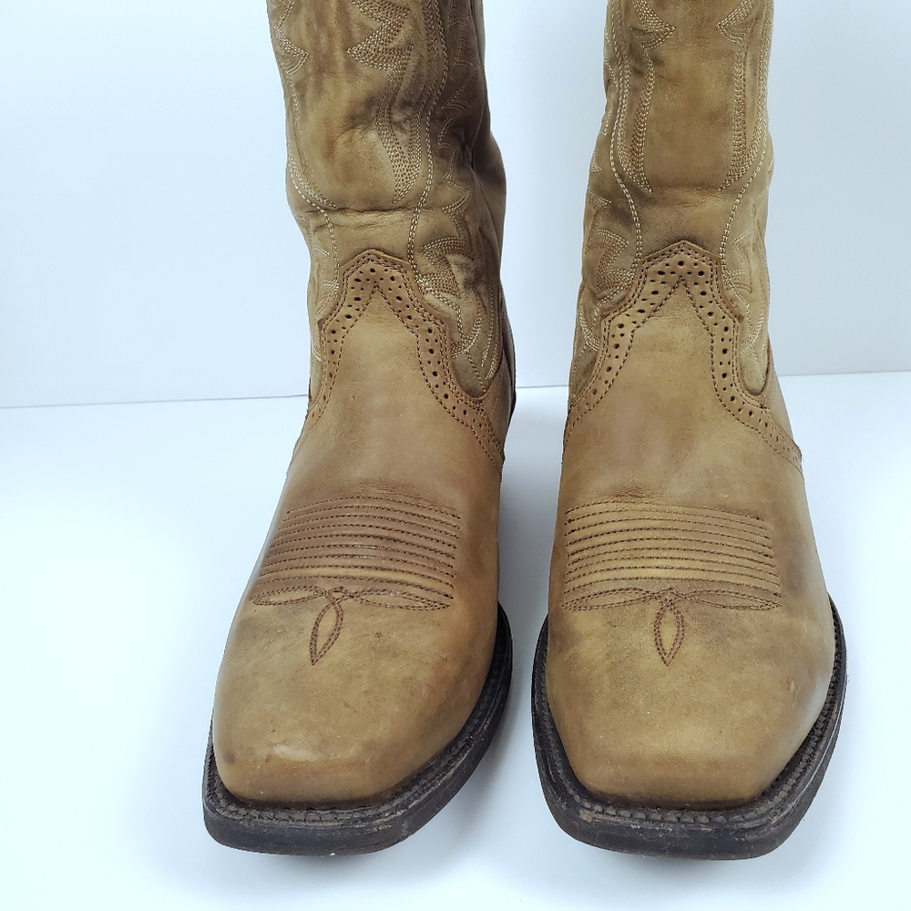 Ariat cowboy boots